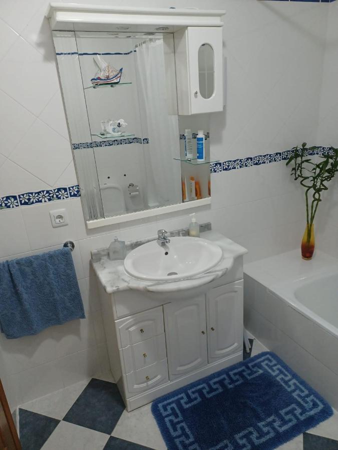 Elegant Sea View Apartment Nazaré Exteriör bild