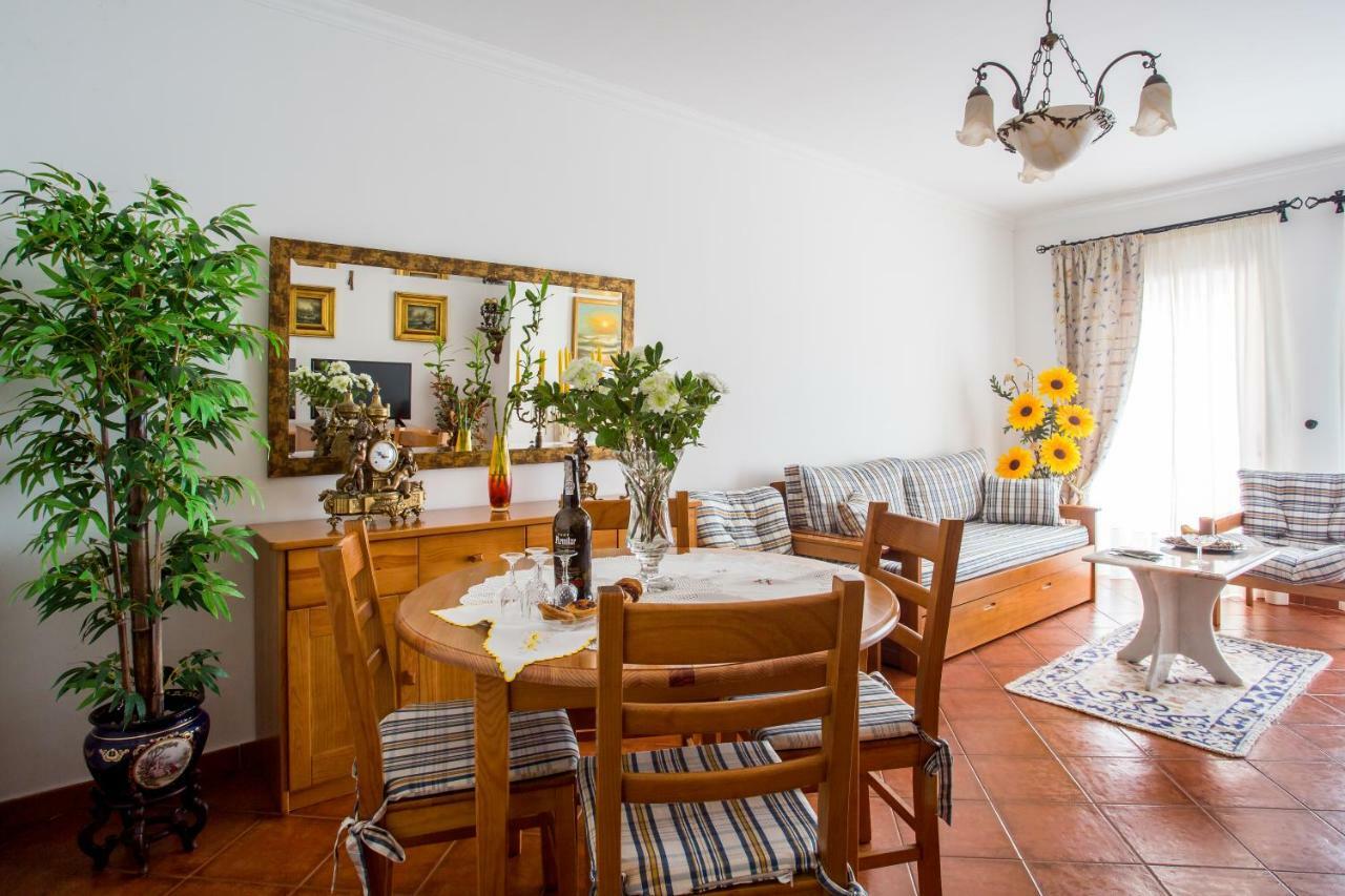 Elegant Sea View Apartment Nazaré Exteriör bild
