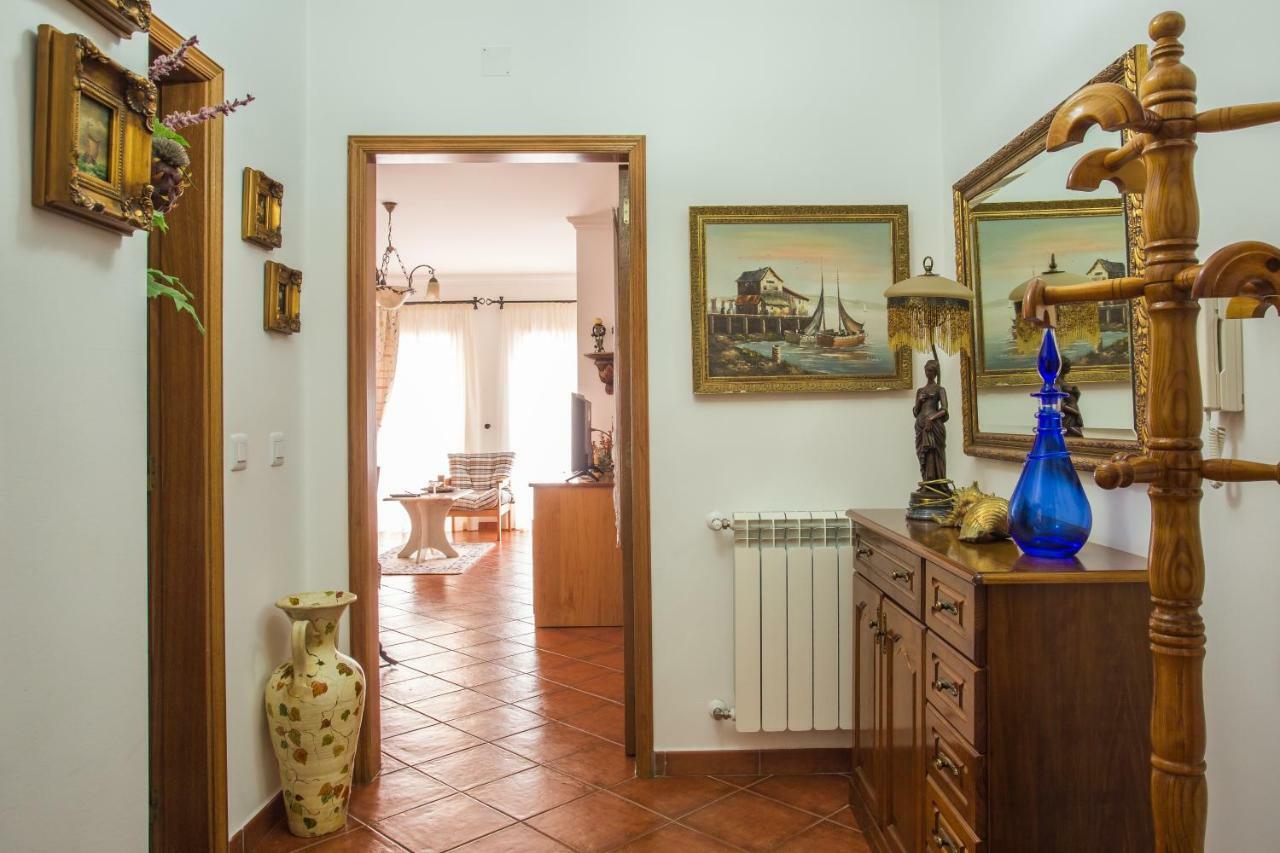 Elegant Sea View Apartment Nazaré Exteriör bild