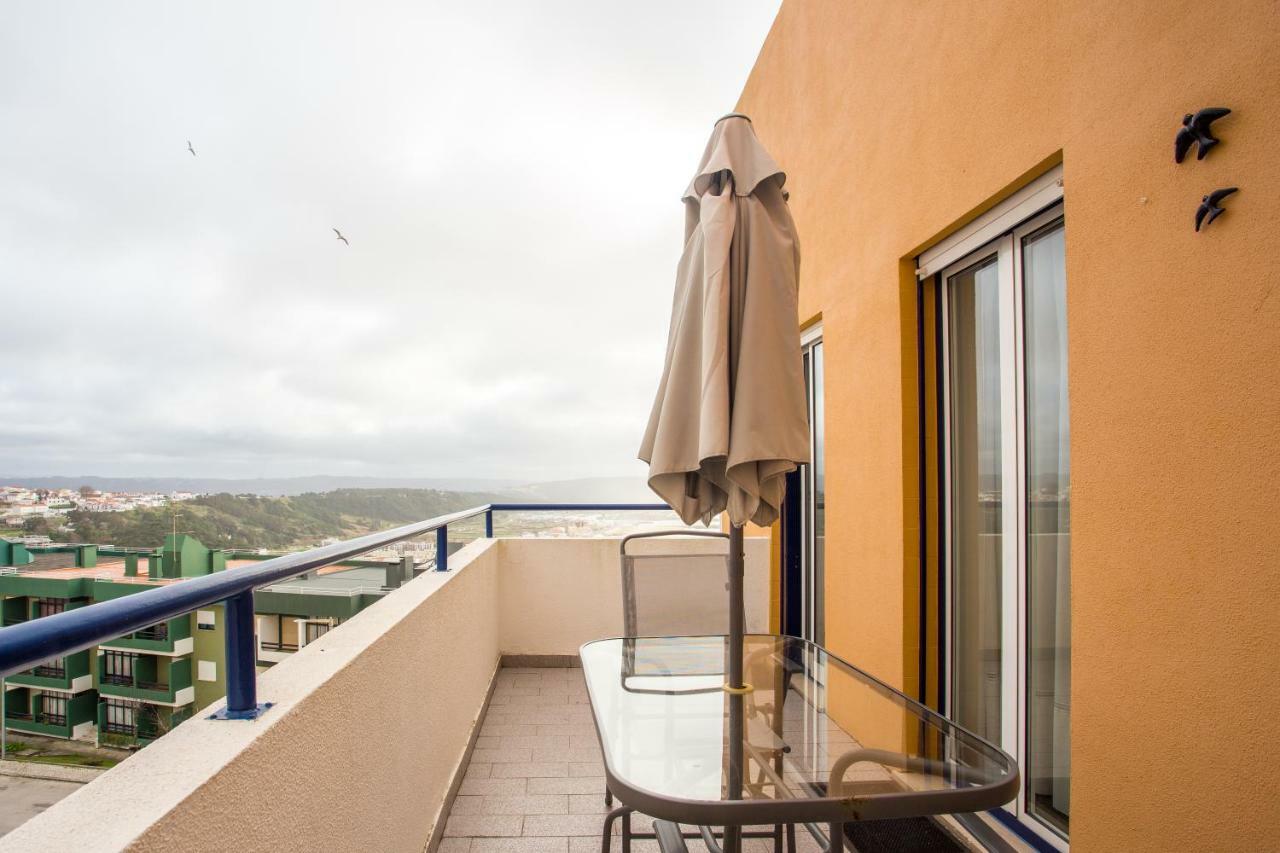 Elegant Sea View Apartment Nazaré Exteriör bild